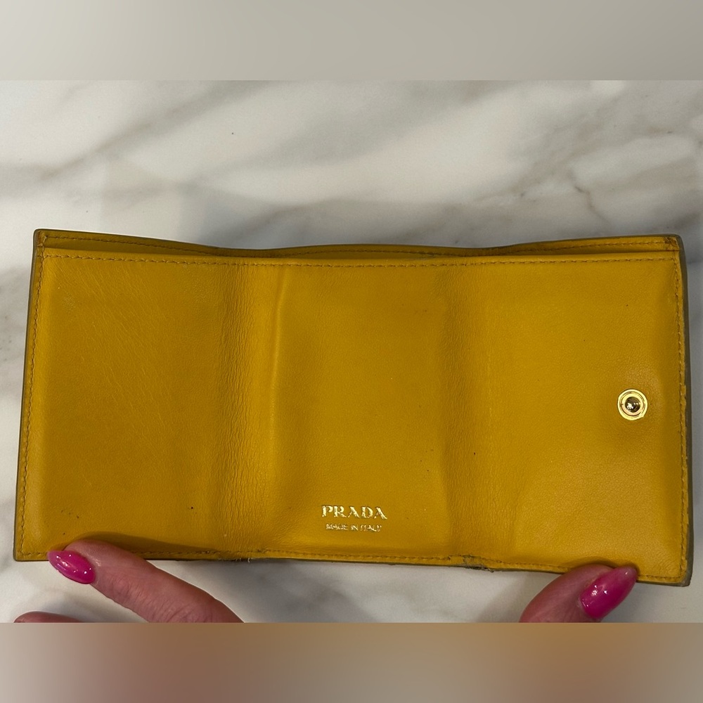 Prada Tri Fold Compact Saffiano Leather Wallet - Picture 3 of 6